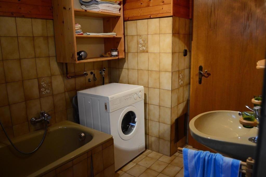 Haus Brugger Apartment Rennweg am Katschberg Bagian luar foto