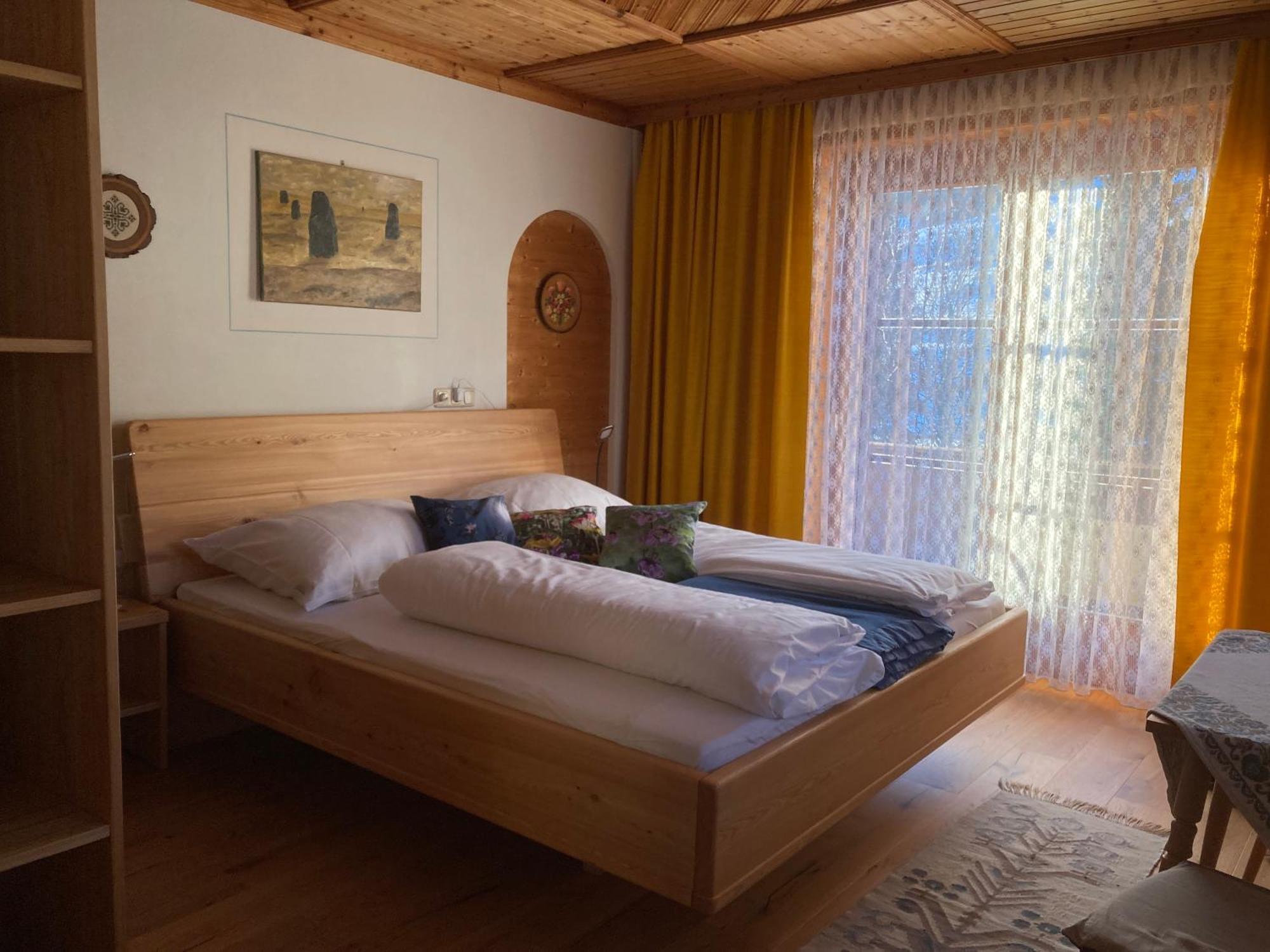 Haus Brugger Apartment Rennweg am Katschberg Bagian luar foto